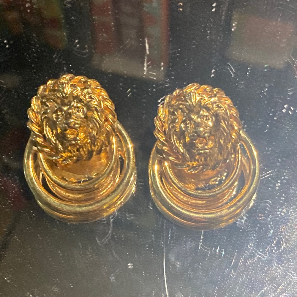 Anne Klein Gold Lion Head Double Hoop Knocker Stud Earrings - Picture 2 of 6